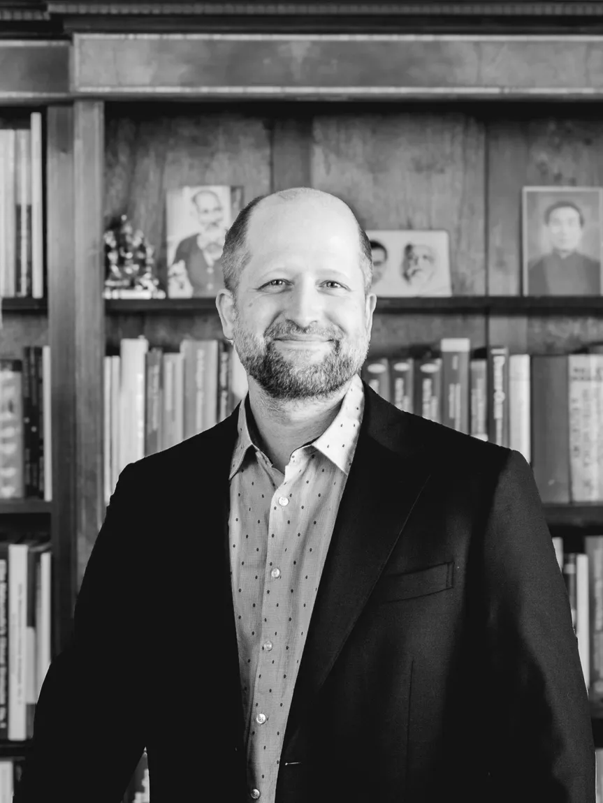 Christian Weidl, Lehrer für inneres Kung Fu, Wuzu Quan und Qi Gong in München, Osteopath und TCM-Therapeut